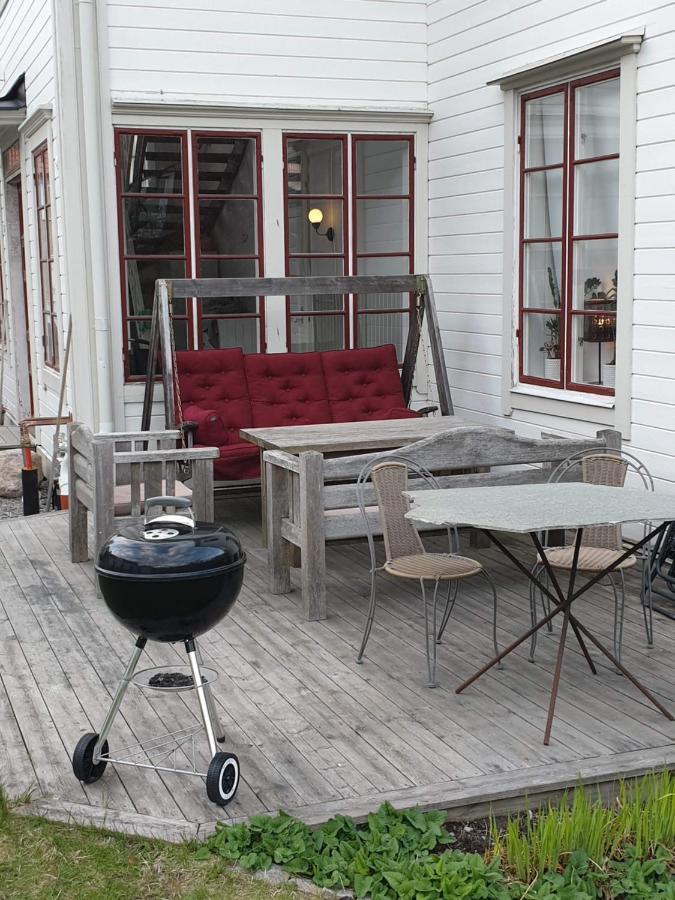 Vaelrenoverad Fin Laegenhet I Charmigt Omrade Söderhamn Buitenkant foto
