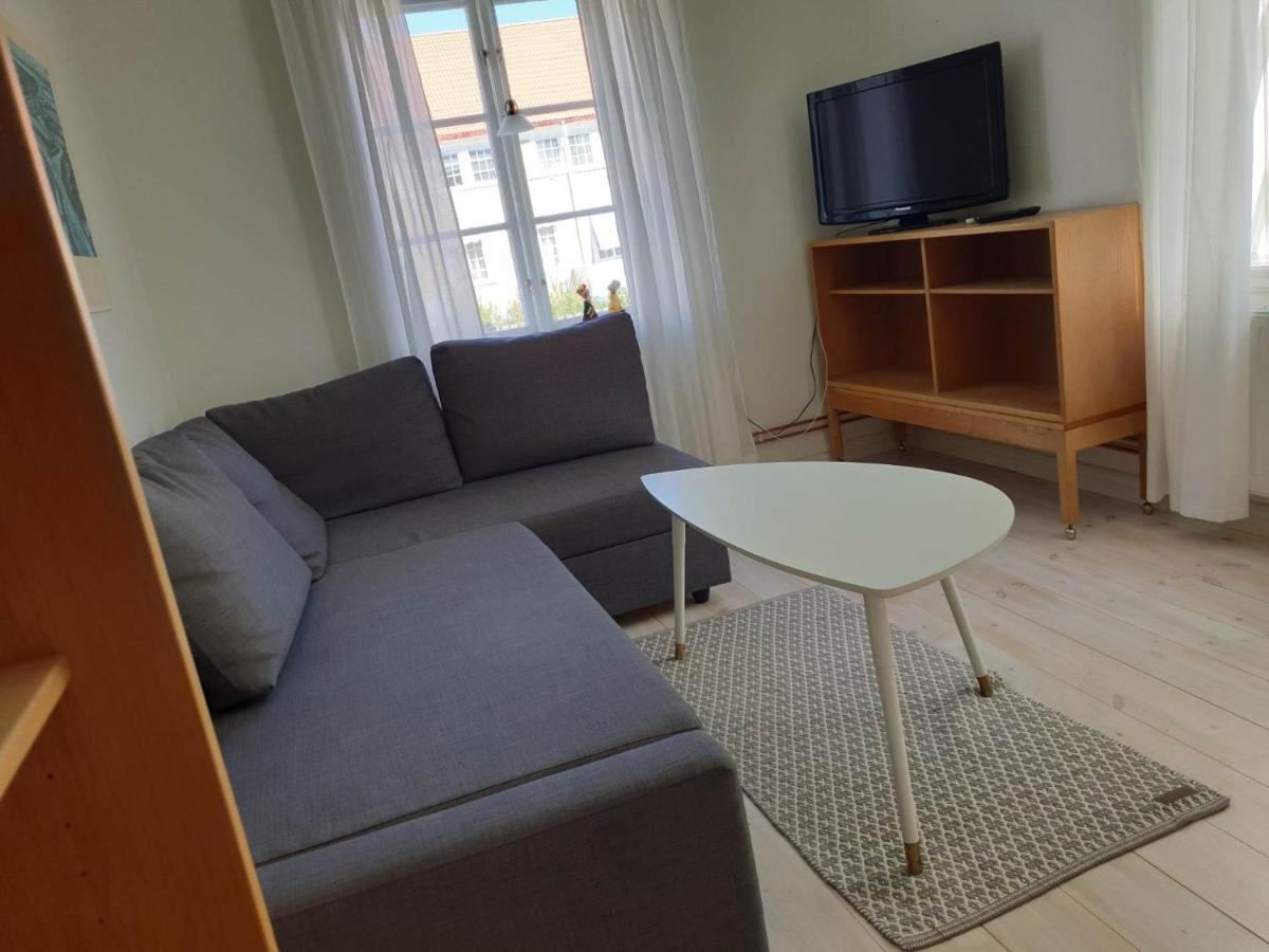Vaelrenoverad Fin Laegenhet I Charmigt Omrade Söderhamn Buitenkant foto